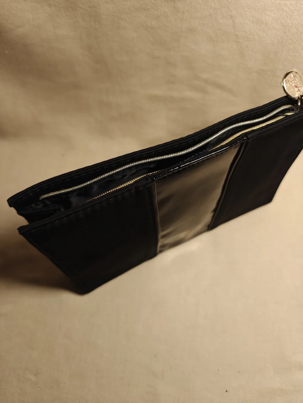 YSL Beaute Black Patent Clutch - Picture 3 of 6